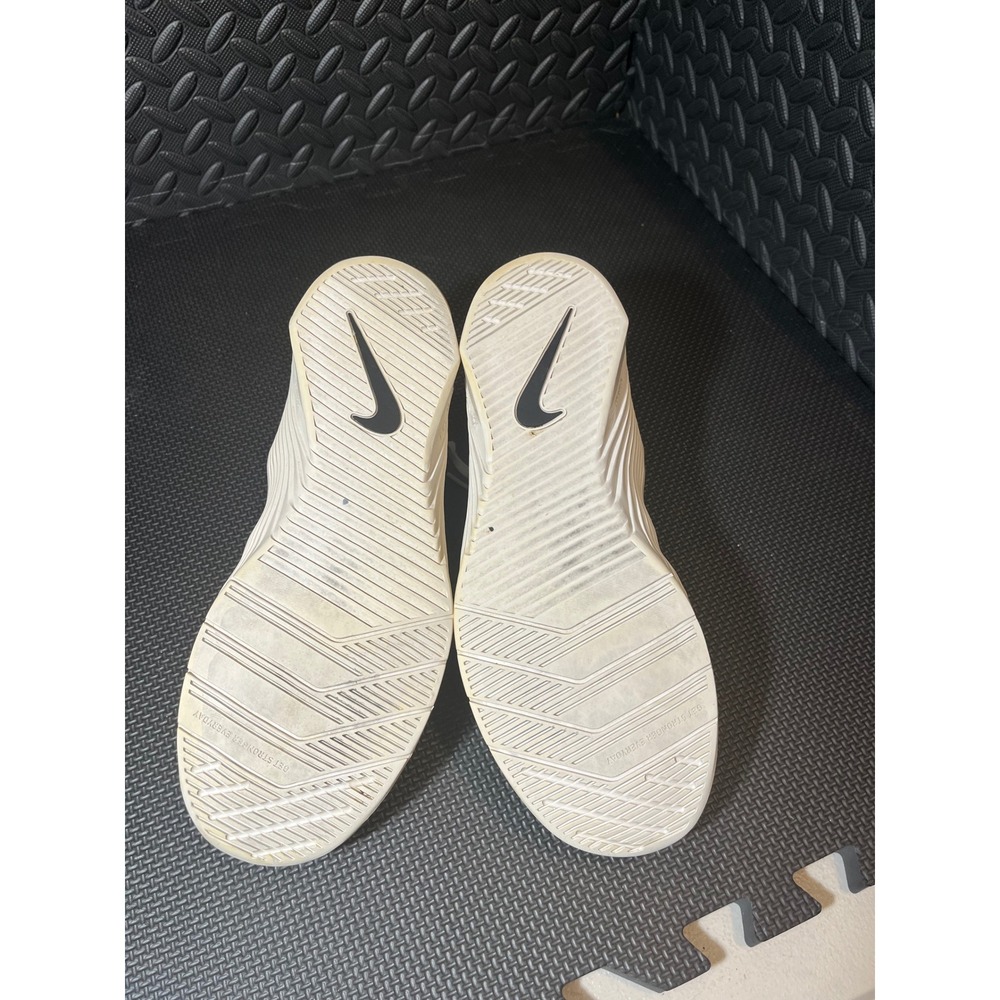 Nike Shoes Mens Size 10.5 Metcon 6 White Black Mesh Low Top Training Sneakers - Picture 8 of 9